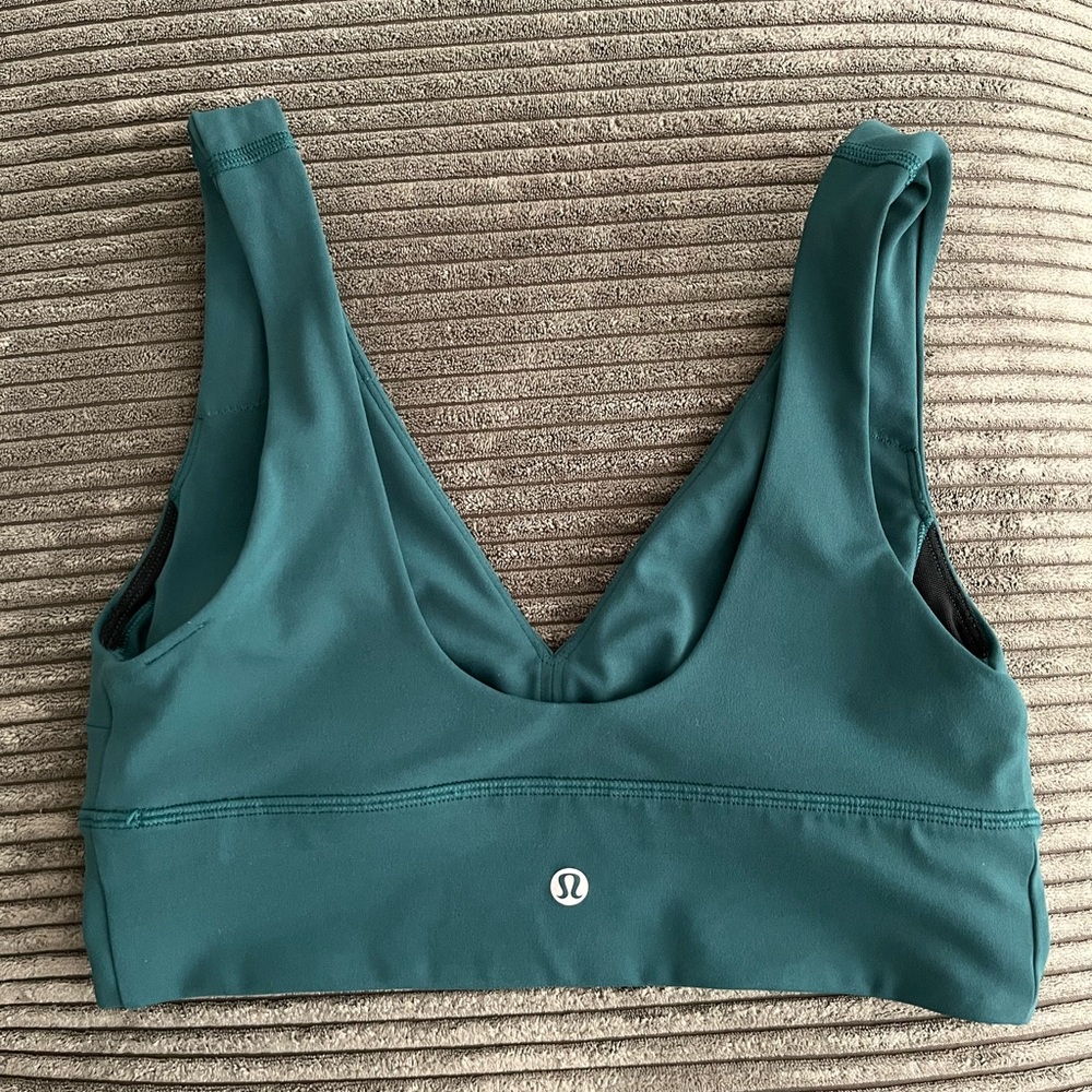 Lululemon Align V-Neck Bra C/D cup Sz8